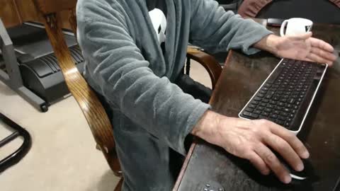 Snapshot of billy471 chatting on 12/17/24, 11:39 billy471 online show from 12/17/24, 11:39