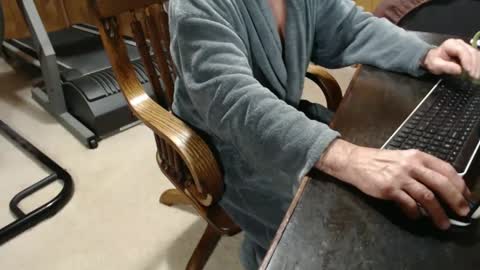 Snapshot of billy471 chatting on 01/03/25, 12:08 billy471 online show from 01/03/25, 12:08