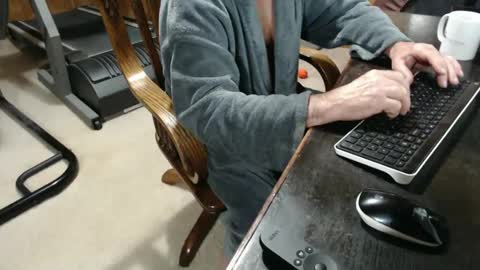 Snapshot of billy471 chatting on 03/01/25, 11:17 billy471 online show from 03/01/25, 11:17