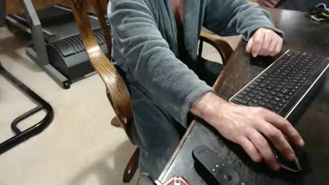 Snapshot of billy471 chatting on 03/02/25, 10:35 billy471 online show from 03/02/25, 10:35