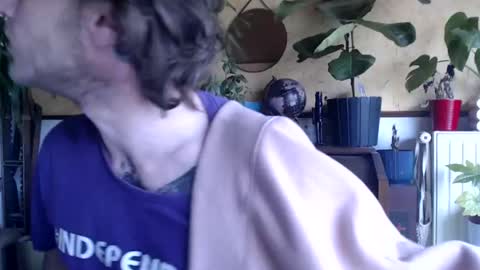 Billy FingerCut online show from 03/12/25, 10:16