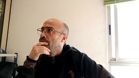 Snapshot of bilmapiedradura chatting on 12/27/24, 12:01 Bill online show from 12/27/24, 12:01