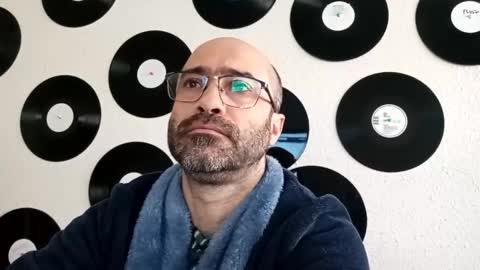 Snapshot of bilmapiedradura chatting on 02/15/25, 09:49 Bill online show from 02/15/25, 09:49