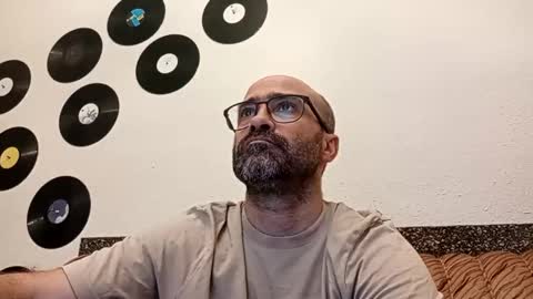 Snapshot of bilmapiedradura chatting on 10/04/25, 06:17 Bill online show from 10/04/25, 06:17