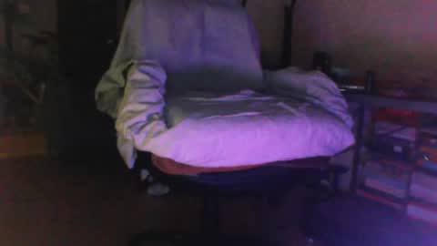 Snapshot of binder2122 chatting on 07/07/26, 11:09 binder2122 online show from 07/07/26, 11:09