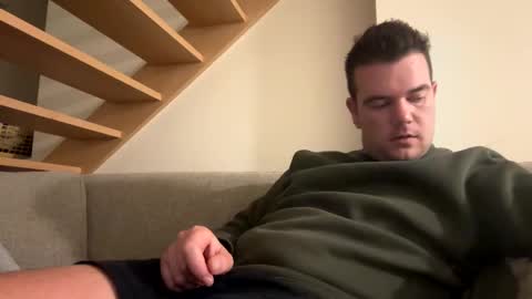 Snapshot of bingeling123 chatting on 11/13/25, 09:36 bingeling123 online show from 11/13/25, 09:36