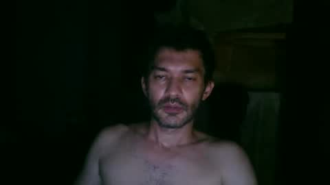 Snapshot of binhodm1 chatting on 11/13/25, 04:44 binhodm1 online show from 11/13/25, 04:44
