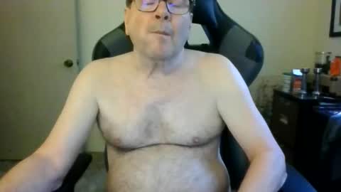 Snapshot of bink195234 chatting on 06/06/26, 01:05 Bink195234 online show from 06/06/26, 01:05