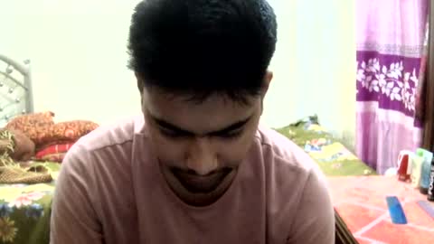 Snapshot of birbikrom104 chatting on 06/15/26, 04:04 birbikrom104 online show from 06/15/26, 04:04
