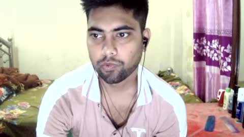 Snapshot of birbikrom104 chatting on 06/19/26, 05:12 birbikrom104 online show from 06/19/26, 05:12