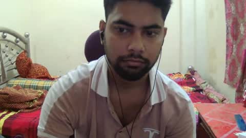Snapshot of birbikrom104 chatting on 06/29/26, 04:08 birbikrom104 online show from 06/29/26, 04:08