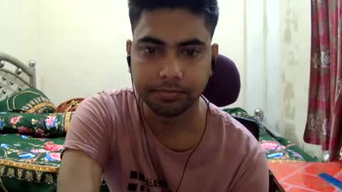 Snapshot of birbikrom104 chatting on 07/09/26, 07:56 birbikrom104 online show from 07/09/26, 07:56