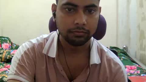 Snapshot of birbikrom104 chatting on 07/14/26, 09:25 birbikrom104 online show from 07/14/26, 09:25