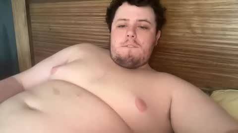 Snapshot of bisexualchubbyboy chatting on 01/31/25, 01:54 james online show from 01/31/25, 01:54