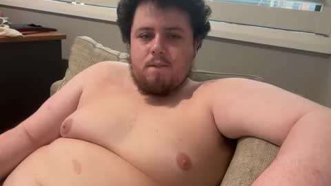 Snapshot of bisexualchubbyboy chatting on 03/11/25, 06:32 james online show from 03/11/25, 06:32