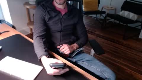 Snapshot of bisexy_man chatting on 11/18/25, 03:05 bisexy_man online show from 11/18/25, 03:05