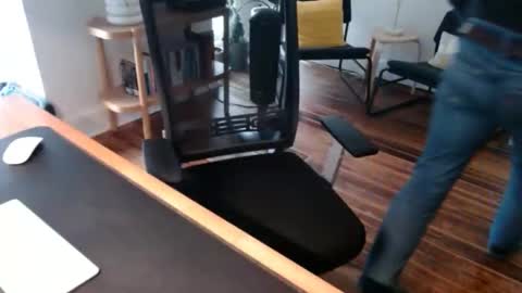 Snapshot of bisexy_man chatting on 02/16/26, 02:57 bisexy_man online show from 02/16/26, 02:57