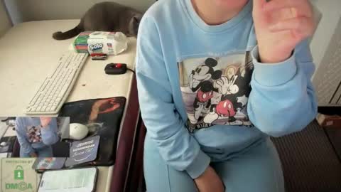 Snapshot of bisexyeliz35 chatting on 12/02/25, 08:30 bisex woman online show from 12/02/25, 08:30