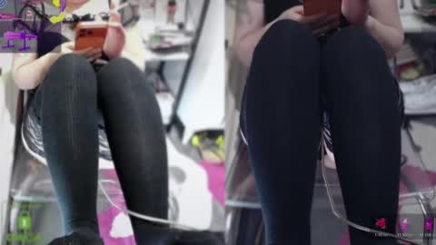 bisex woman online show from 02/24/26, 08:29