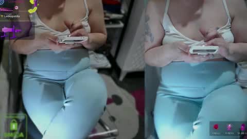 bisex woman online show from 03/05/26, 04:58