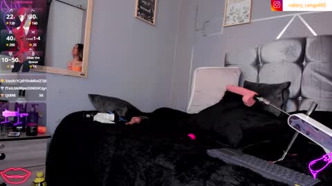 Snapshot of bitch_capelli chatting on 02/03/25, 03:42 .. .. online show from 02/03/25, 03:42