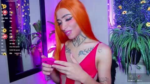 Snapshot of bitch_capelli chatting on 09/26/25, 04:11 .. .. online show from 09/26/25, 04:11