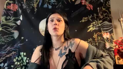 bitchesinthebasement online show from 12/20/24, 05:57