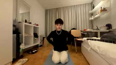 Snapshot of bitchie_bitch chatting on 01/07/26, 08:55 Lou online show from 01/07/26, 08:55