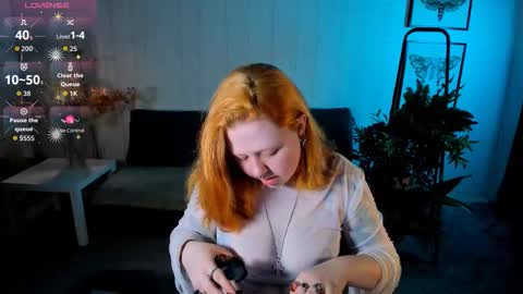 Snapshot of bitchofsun chatting on 09/29/25, 03:50 Nana online show from 09/29/25, 03:50