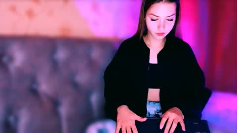 Margo online show from 03/09/26, 05:17