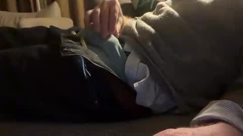 Snapshot of biznesstime69 chatting on 12/15/25, 10:58 biznesstime69 online show from 12/15/25, 10:58