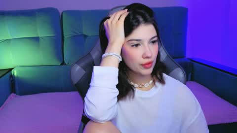 Snapshot of bjliki chatting on 07/17/26, 03:29 Julia online show from 07/17/26, 03:29