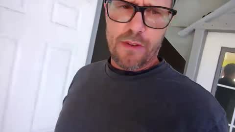 Snapshot of bjvibez chatting on 12/09/24, 09:58 Brock Jess Thunderlink online show from 12/09/24, 09:58