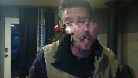 Snapshot of bjvibez chatting on 12/11/24, 12:44 Brock Jess Thunderlink online show from 12/11/24, 12:44