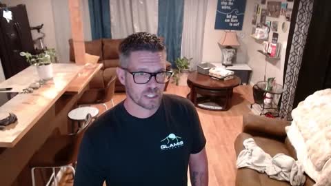 Snapshot of bjvibez chatting on 12/29/24, 05:10 Brock Jess Thunderlink online show from 12/29/24, 05:10