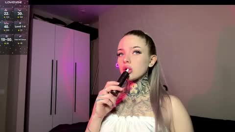 bklfeya online show from 11/17/25, 05:52