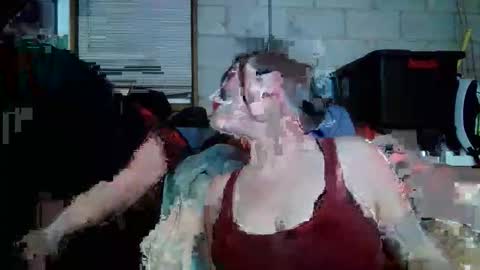 Snapshot of bkoski96 chatting on 11/11/25, 04:01 bkoski96 online show from 11/11/25, 04:01