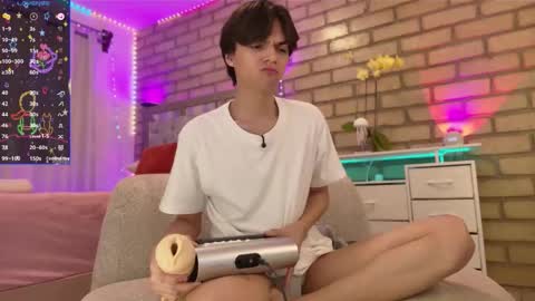 Biel online show from 03/19/26, 06:28