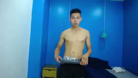 blacckandwhitte online show from 12/03/24, 11:44