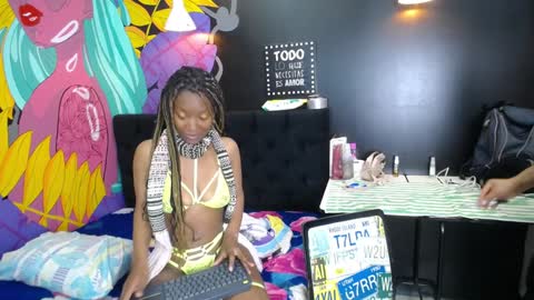 blacckandwhitte online show from 01/22/25, 08:17