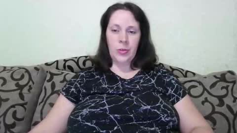 Snapshot of black__bird chatting on 02/12/25, 08:40 naughtyKate online show from 02/12/25, 08:40