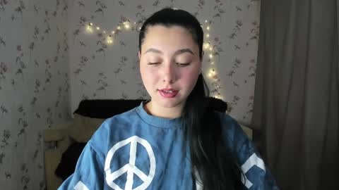 Snapshot of black_berry_bla_ck chatting on 09/27/25, 10:09 black_berry_bla_ck online show from 09/27/25, 10:09