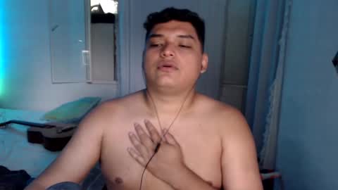 Snapshot of black_chinese chatting on 02/21/25, 03:10 Almost all the time for you 3 home online show from 02/21/25, 03:10