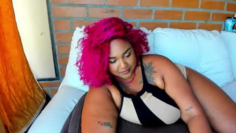 Dahlia online show from 03/19/26, 06:01