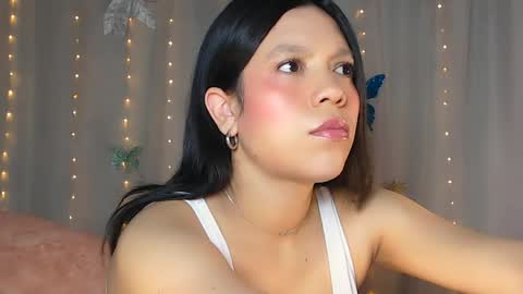 Sara online show from 05/20/26, 09:26