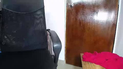 Snapshot of black_diamond_t chatting on 02/10/25, 02:16 Black Diamond online show from 02/10/25, 02:16