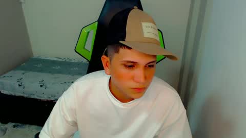 Black diamondd  online show from 04/17/26, 07:06