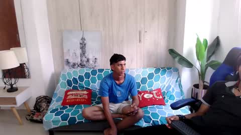 Black online show from 12/31/24, 02:58