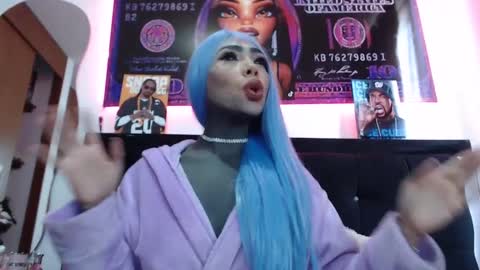 karenth soto online show from 01/09/25, 02:18