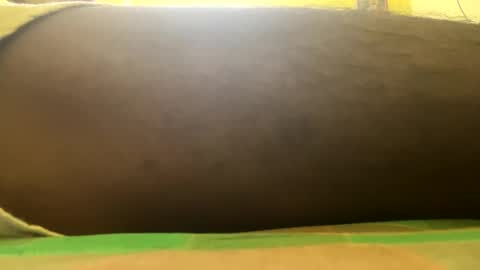 Snapshot of black_guy5 chatting on 11/10/25, 01:21 James online show from 11/10/25, 01:21